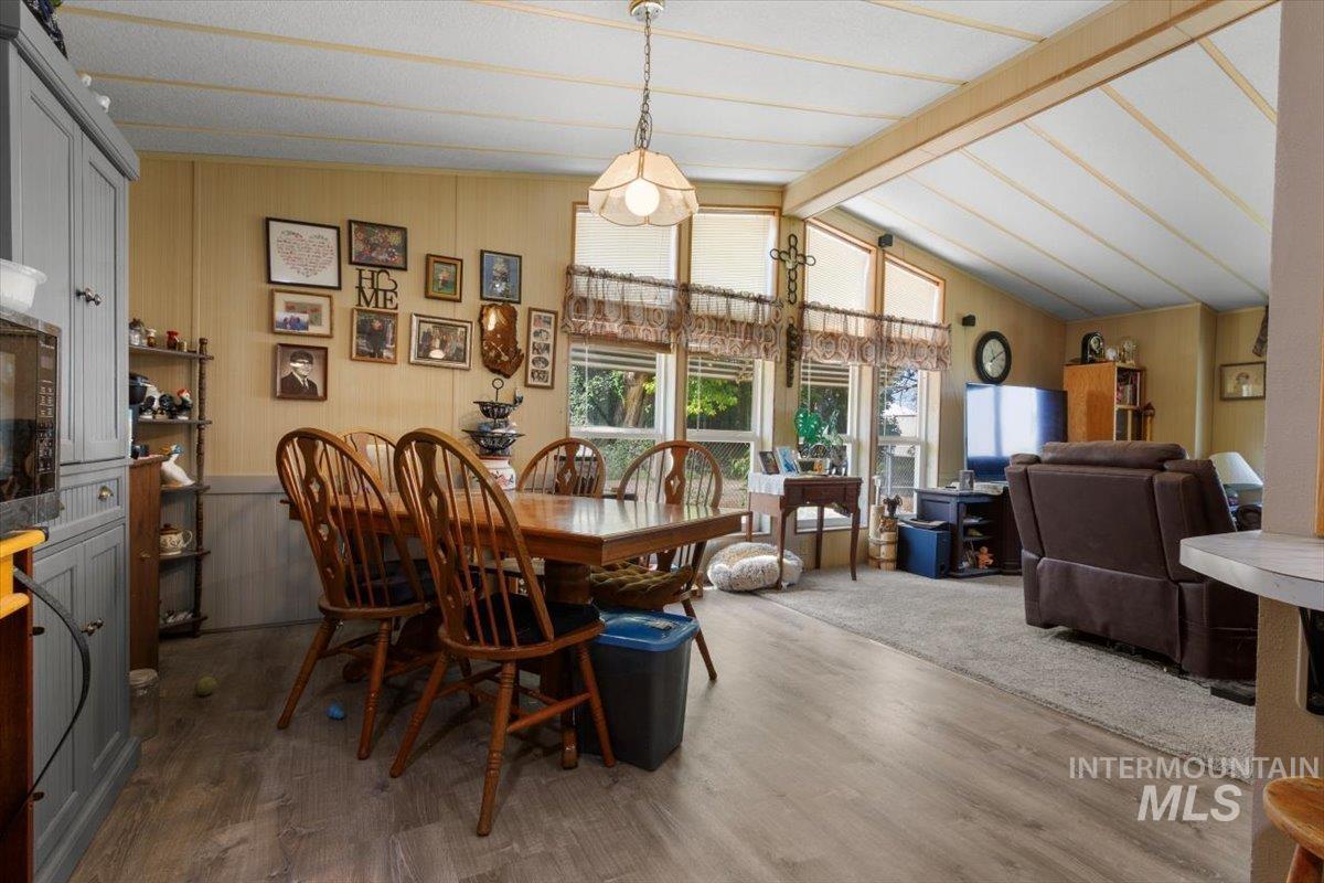 31854 Apple Valley Road Parma, ID 83660 - Photo 10 of 44