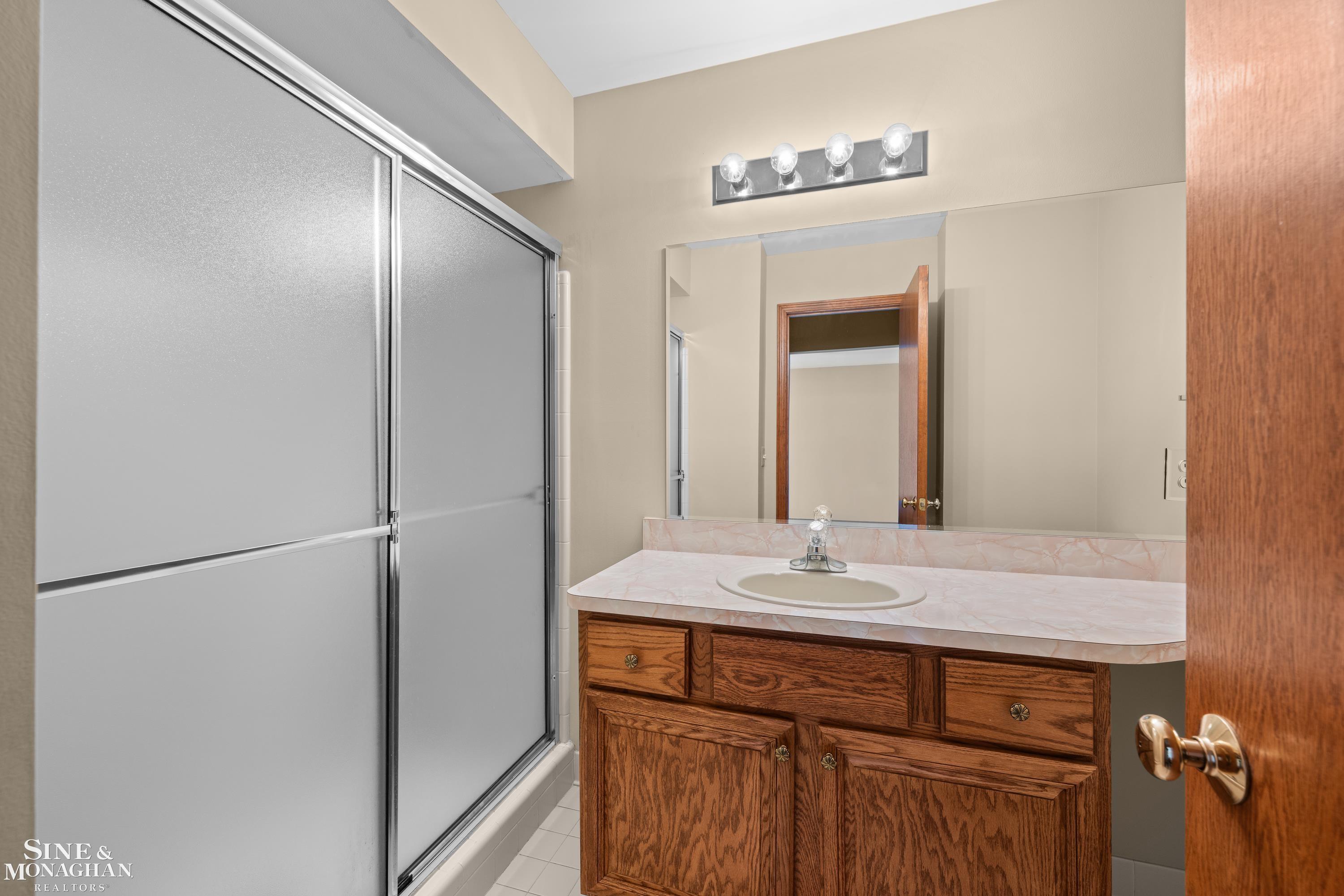 52112 Southview Ridge Macomb, MI 48042 - Photo 24 of 38