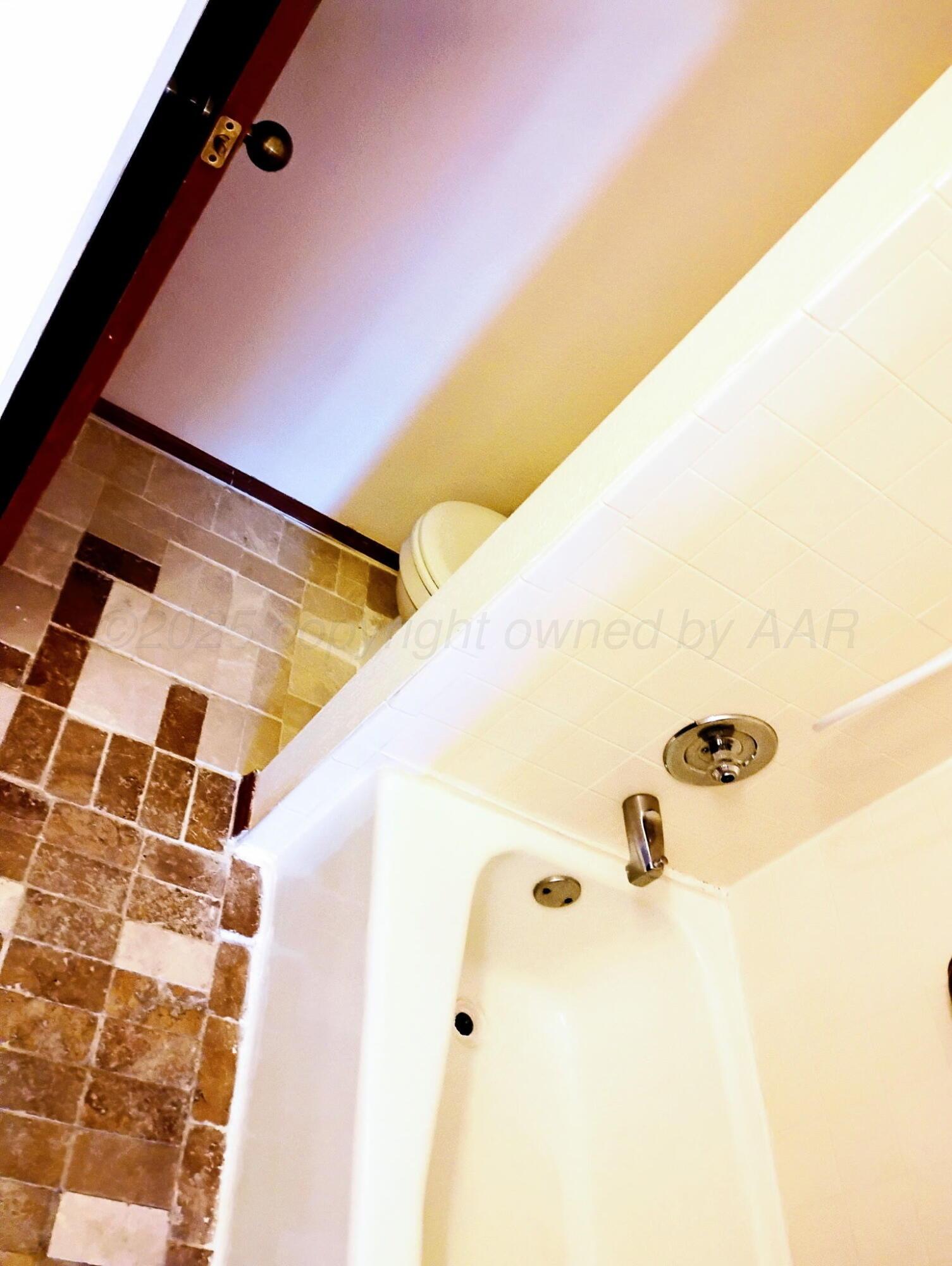3100 Janet Drive Amarillo, TX 79109 - Photo 17 of 22 a view of bathroom