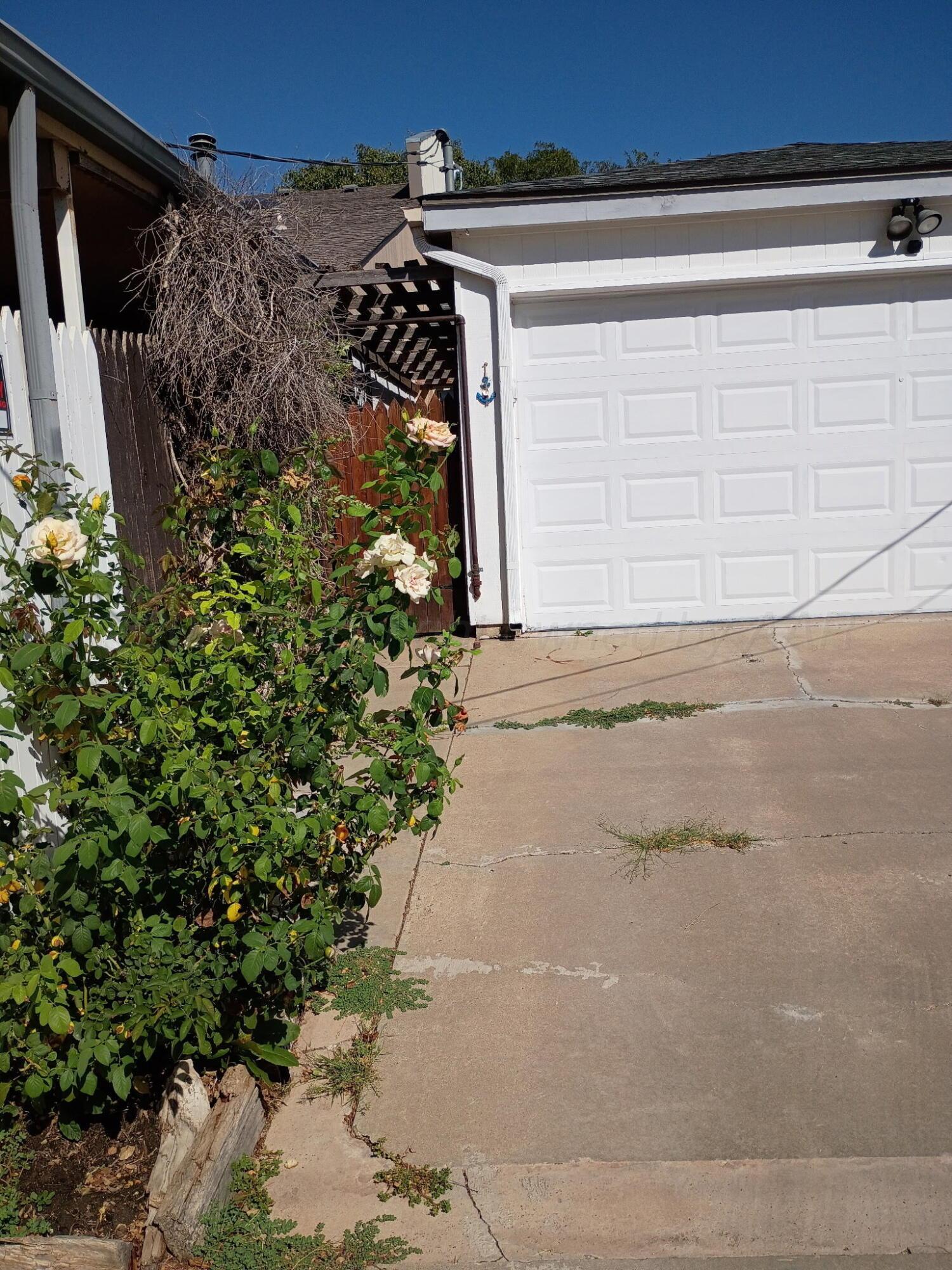 3100 Janet Drive Amarillo, TX 79109 - Photo 22 of 22 a view of a garage