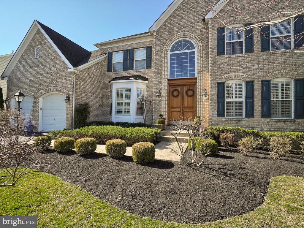 Beautifully landscaped walkway!
