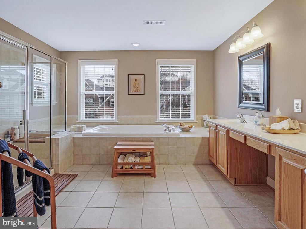 11018 Country Club Road New Market, MD 21774 - Photo 17 of 41 Gorgeous master bath with a soaking tub.