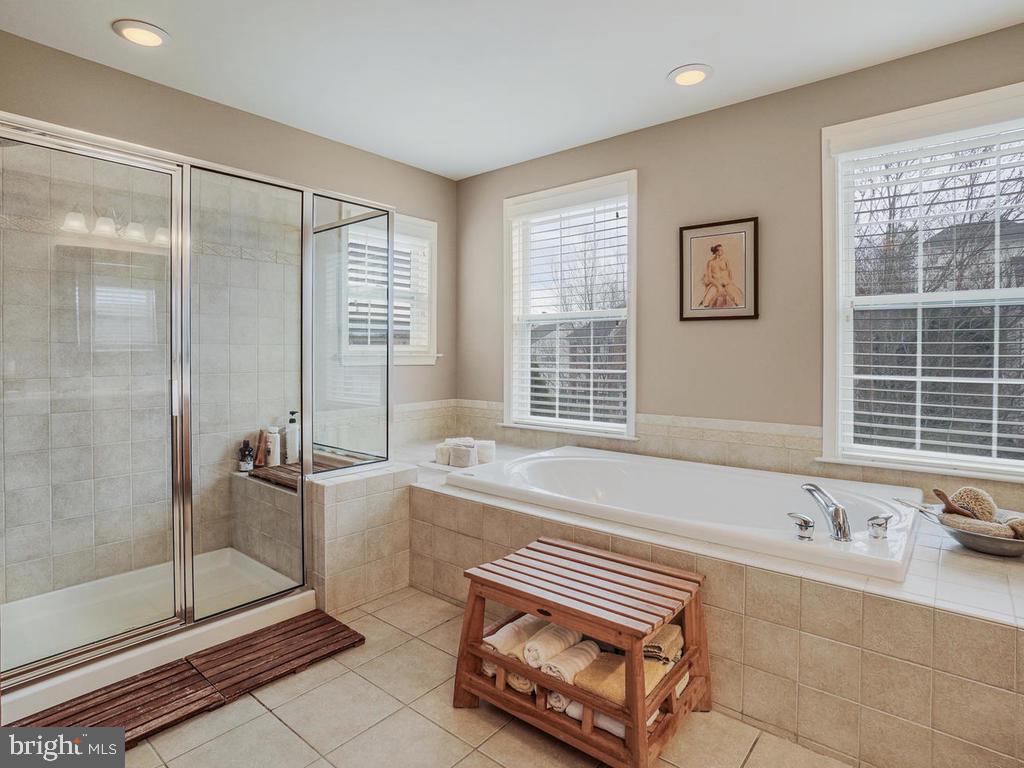 11018 Country Club Road New Market, MD 21774 - Photo 19 of 41 Perfect space to relax at the end of the day.