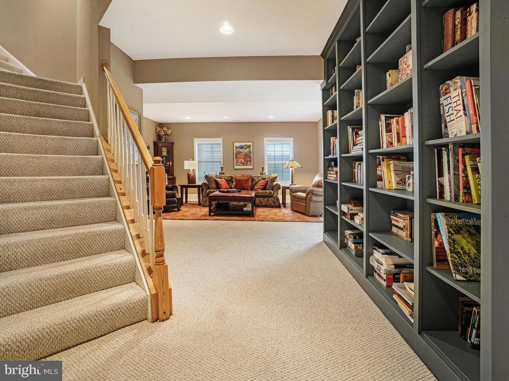 11018 Country Club Road New Market, MD 21774 - Photo 26 of 41 Custom built bookshelves perfect storage