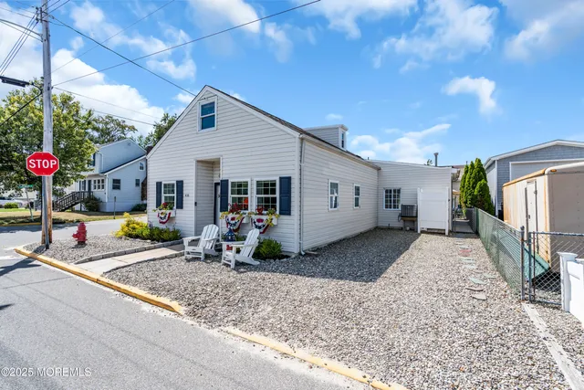 $499,900 | 416 Monmouth Avenue, Ocean Gate, NJ 08740