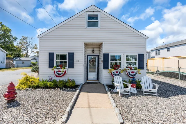 $499,900 | 416 Monmouth Avenue, Ocean Gate, NJ 08740