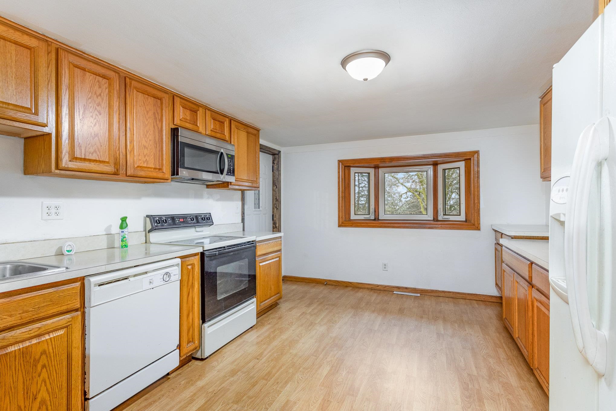 1326 West Linwood Road Linwood, MI 48634 - Photo 8 of 29