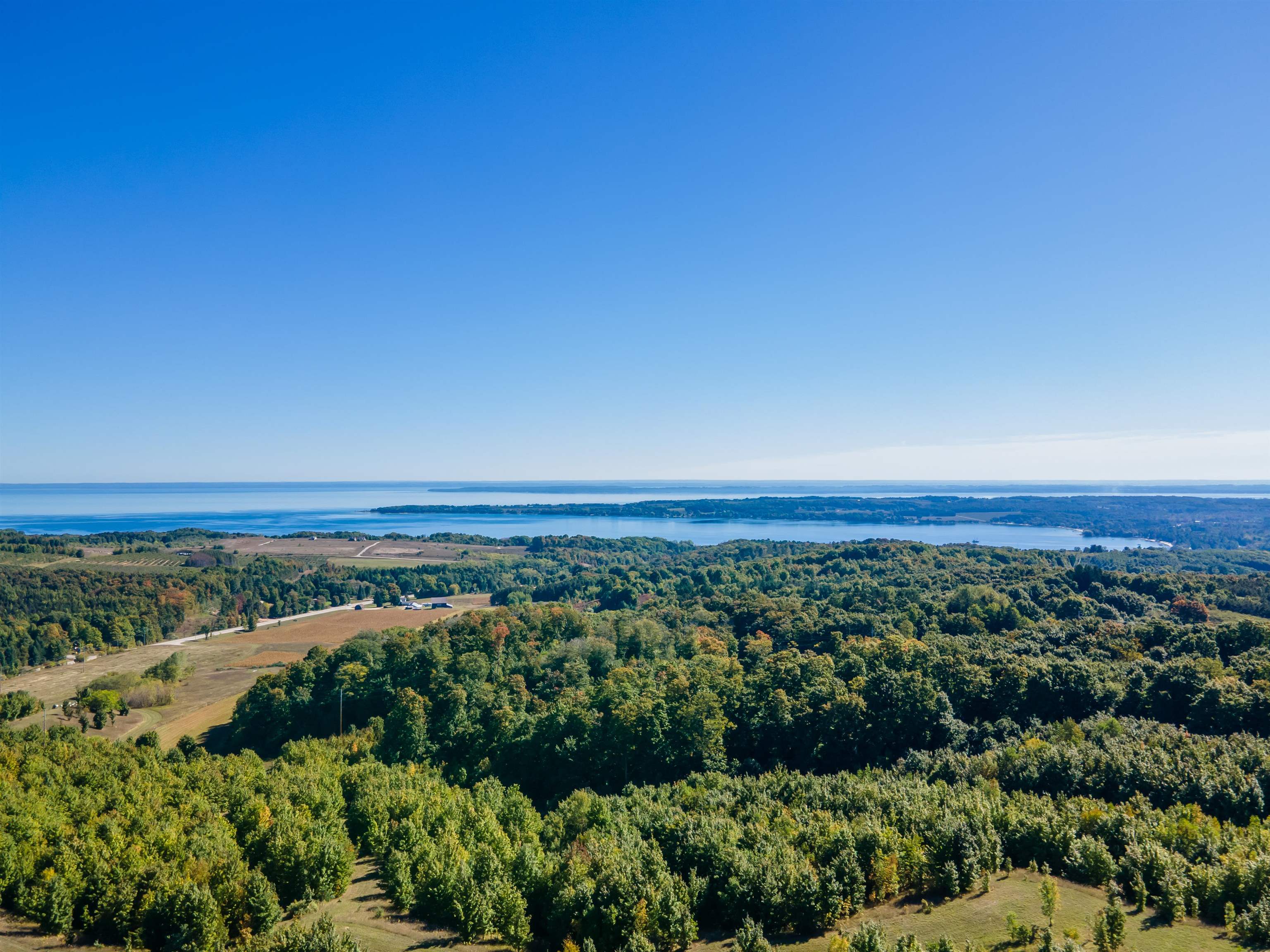 9224 East Duck Lake Road Suttons Bay, MI 49682 - Photo 28 of 63