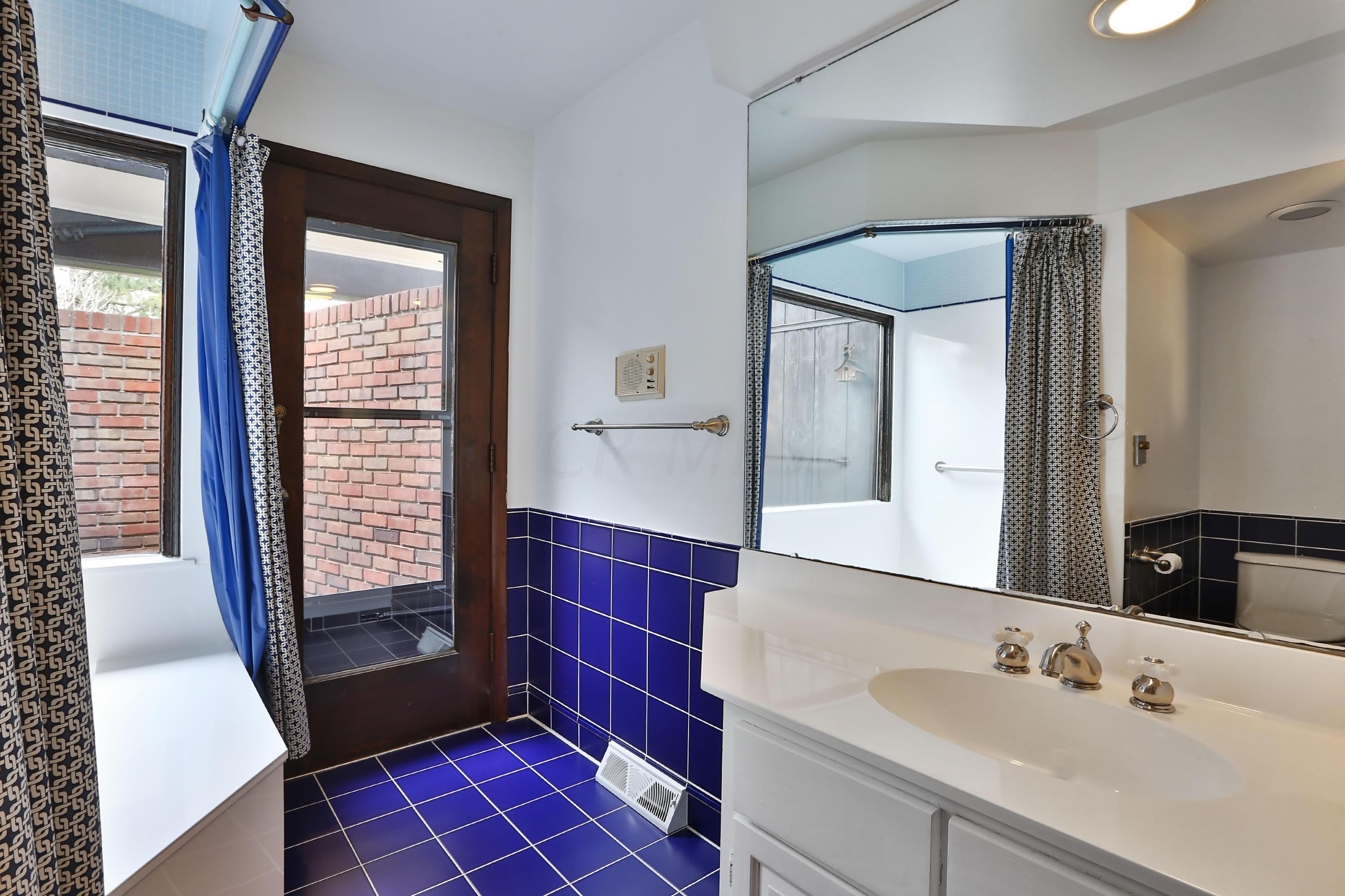 530 Riley Avenue Columbus, OH 43085 - Photo 23 of 34