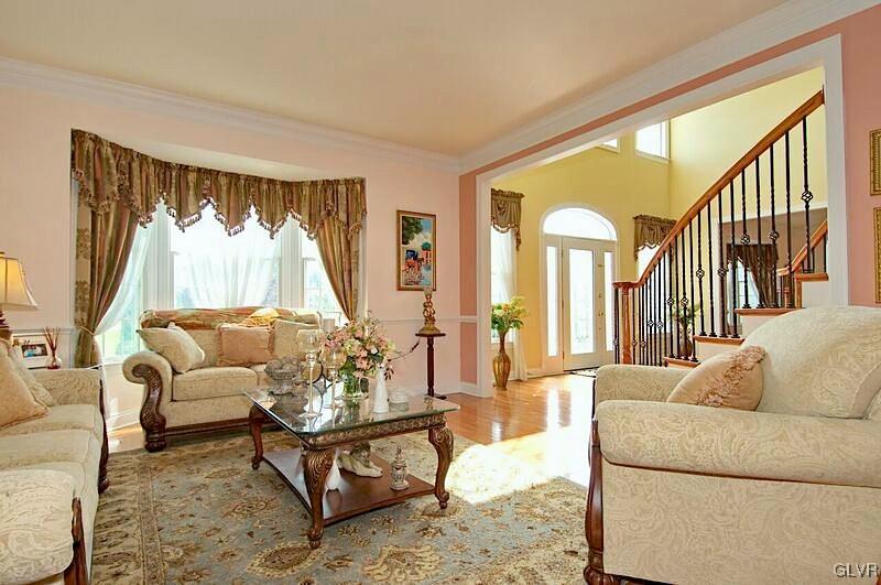 603 Rockbridge Road Nazareth, PA 18064 - Photo 8 of 34