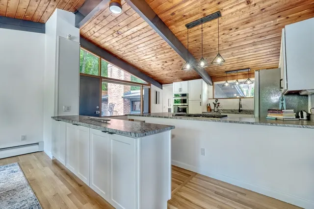 $1,249,000 | 15 Lovers Lane, Southborough, MA 01772