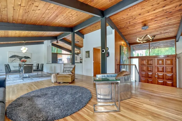 $1,249,000 | 15 Lovers Lane, Southborough, MA 01772