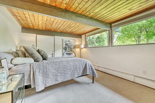 $1,249,000 | 15 Lovers Lane, Southborough, MA 01772