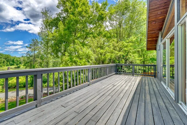 $1,249,000 | 15 Lovers Lane, Southborough, MA 01772