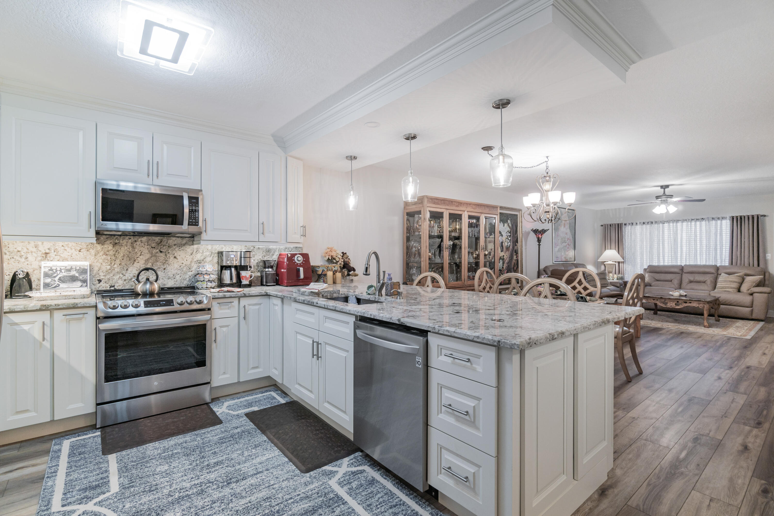 18820 Stewart Circle, Unit 1 Boca Raton, FL 33496 - Photo 4 of 38 15-21