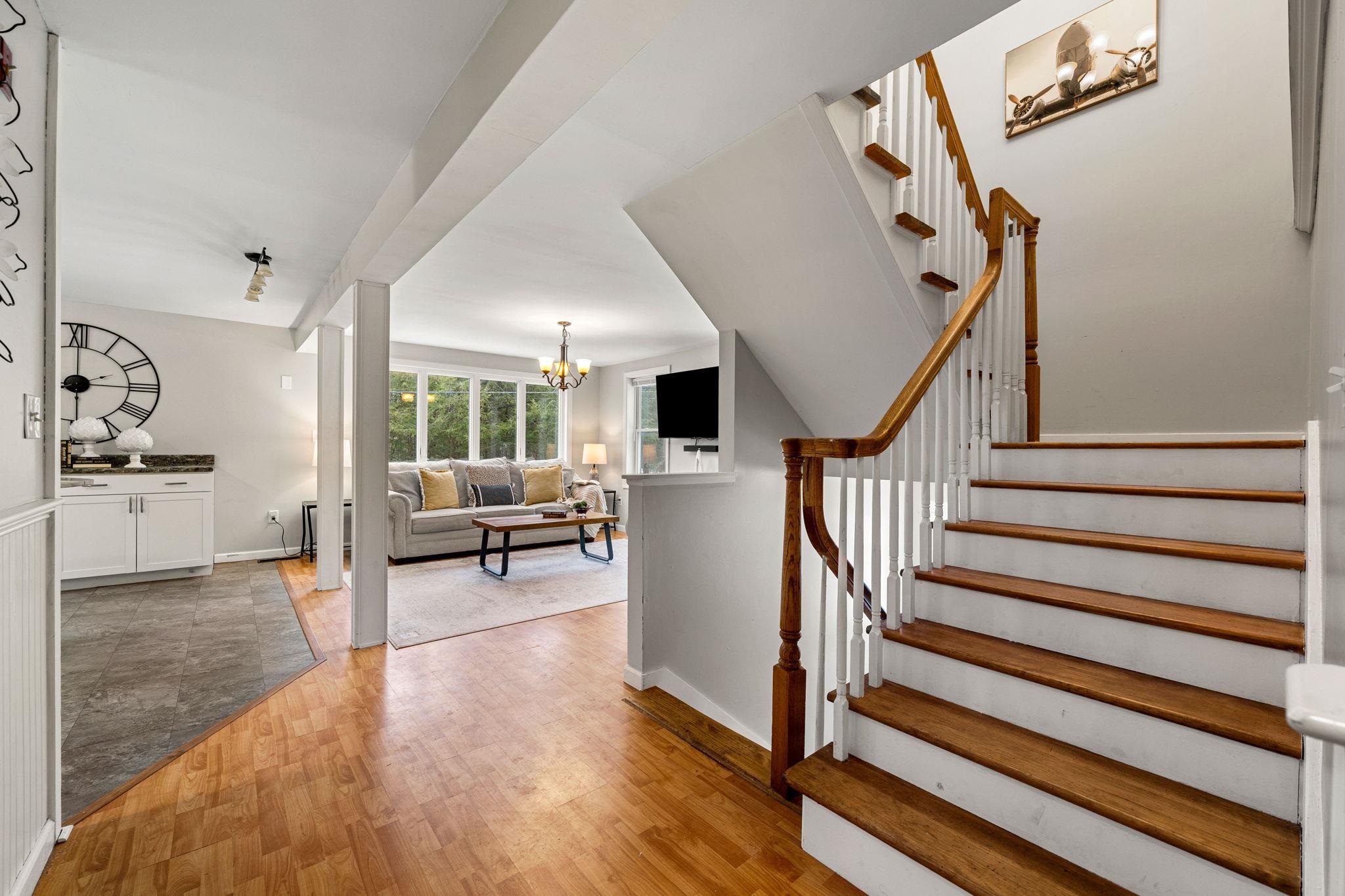 101 Rogers Road Barnstead, NH 03225 - Photo 2 of 31