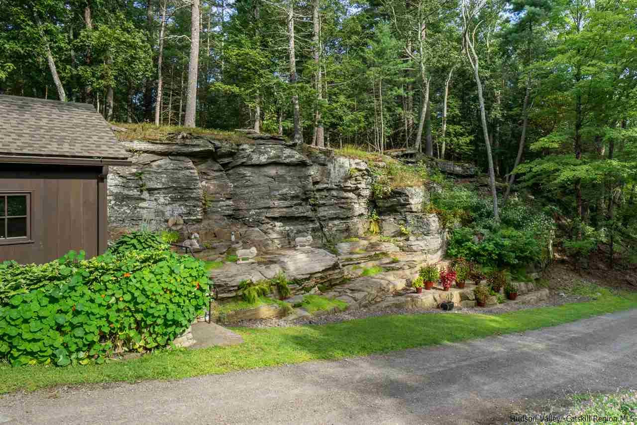 45 Pratt Road Stone Ridge, NY 12484 - Photo 7 of 35 a backyard of a house with lots of green space