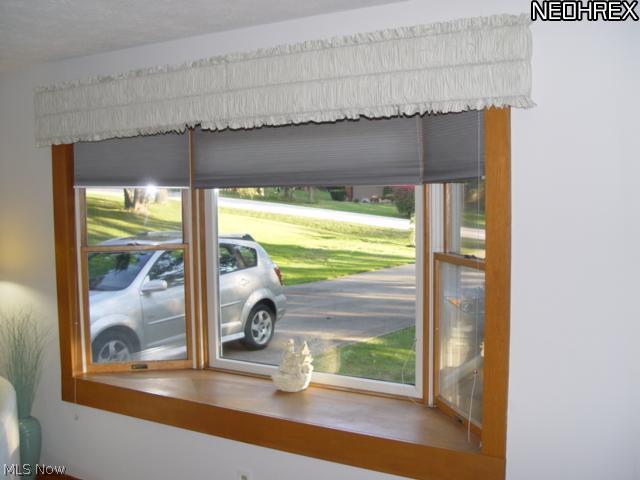1081 Ledgeview Road Macedonia, OH 44056 - Photo 12 of 25 Beautiful bay window