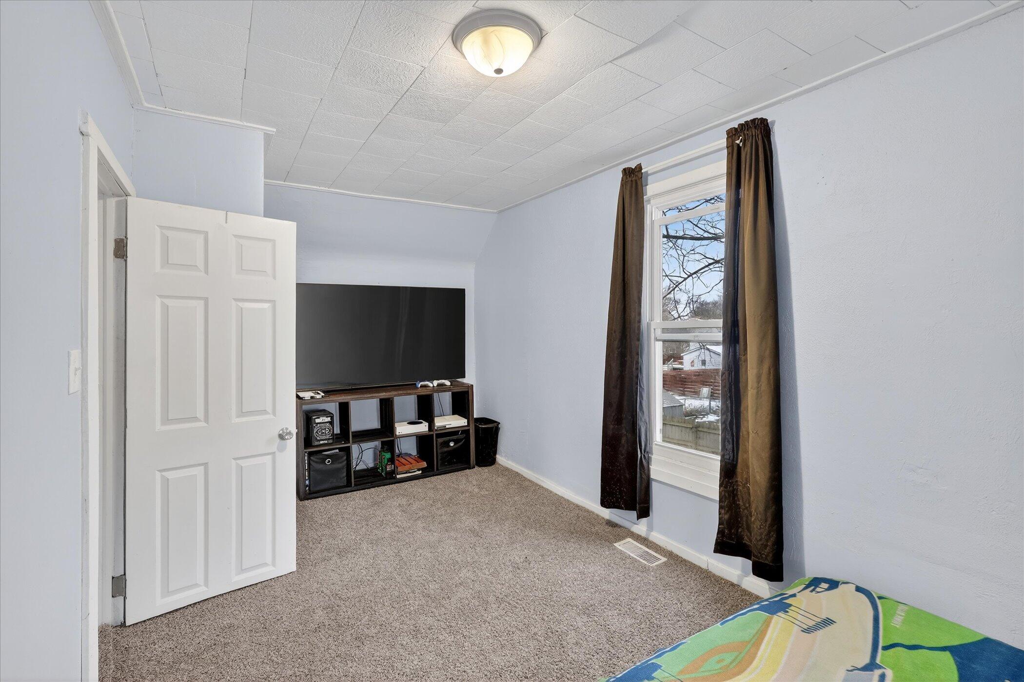 620 East Green Street Marshall, MI 49068 - Photo 16 of 25 22-620 E Green St Marshall, MI 49068-Wi