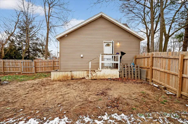 $175,000 | 620 East Green Street, Marshall, MI 49068