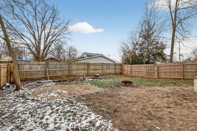 $180,000 | 620 East Green Street, Marshall, MI 49068