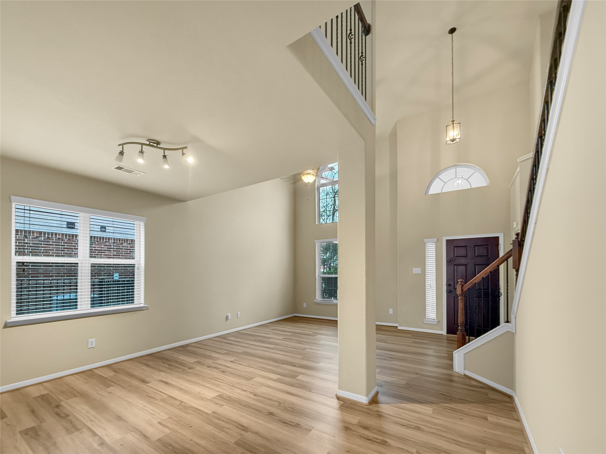 34 Hearthwick Road Tomball, TX 77375 - Photo 4 of 32