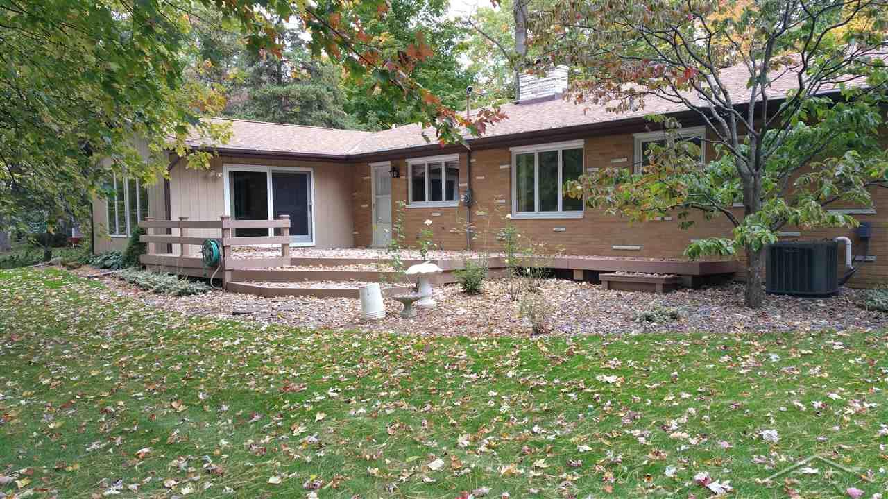 1574 South Beyer Road Saginaw, MI 48601 - Photo 2 of 33 31266670-1.JPG