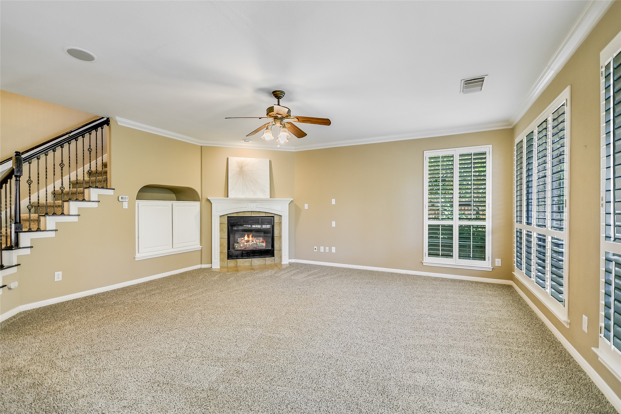 12935 Brigham Drive Austin, TX 78732 - Photo 15 of 35 Living Room