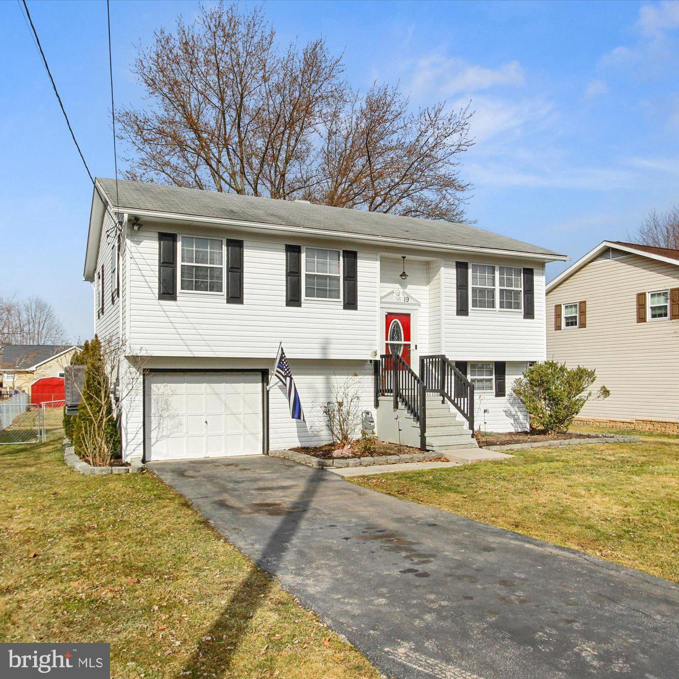 19 Sherman Street Hanover, PA 17331 - Photo 1 of 26 Gallery Image 1