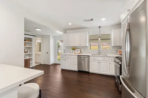 $450,000 | 2226 Chantilly Lane, Houston, TX 77018