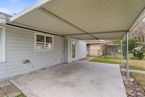 $450,000 | 2226 Chantilly Lane, Houston, TX 77018