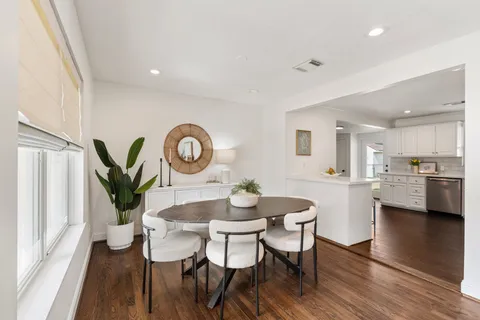 $450,000 | 2226 Chantilly Lane, Houston, TX 77018