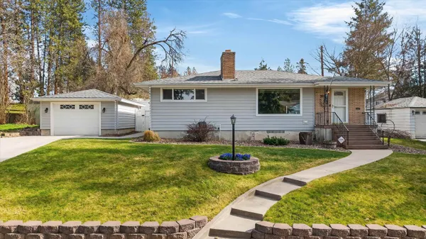 $459,900 | 3033 West Litchfield Place, Spokane, WA 99205