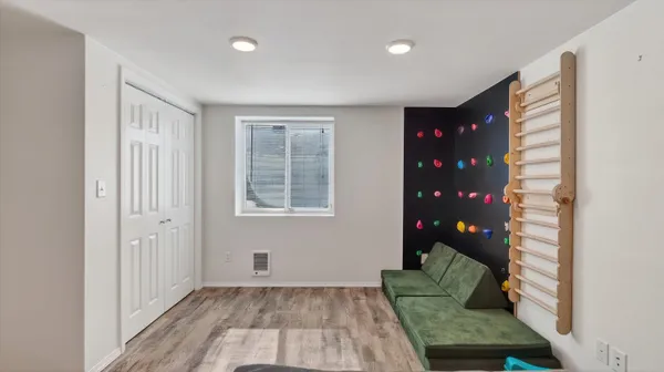 $459,900 | 3033 West Litchfield Place, Spokane, WA 99205