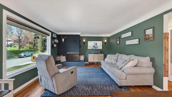 $459,900 | 3033 West Litchfield Place, Spokane, WA 99205