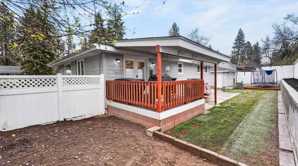 $459,900 | 3033 West Litchfield Place, Spokane, WA 99205