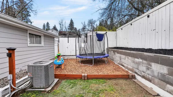 $459,900 | 3033 West Litchfield Place, Spokane, WA 99205