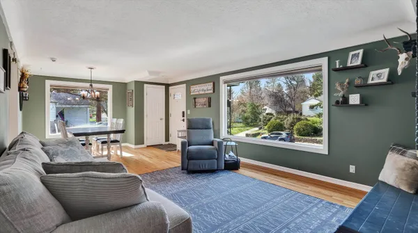 $459,900 | 3033 West Litchfield Place, Spokane, WA 99205