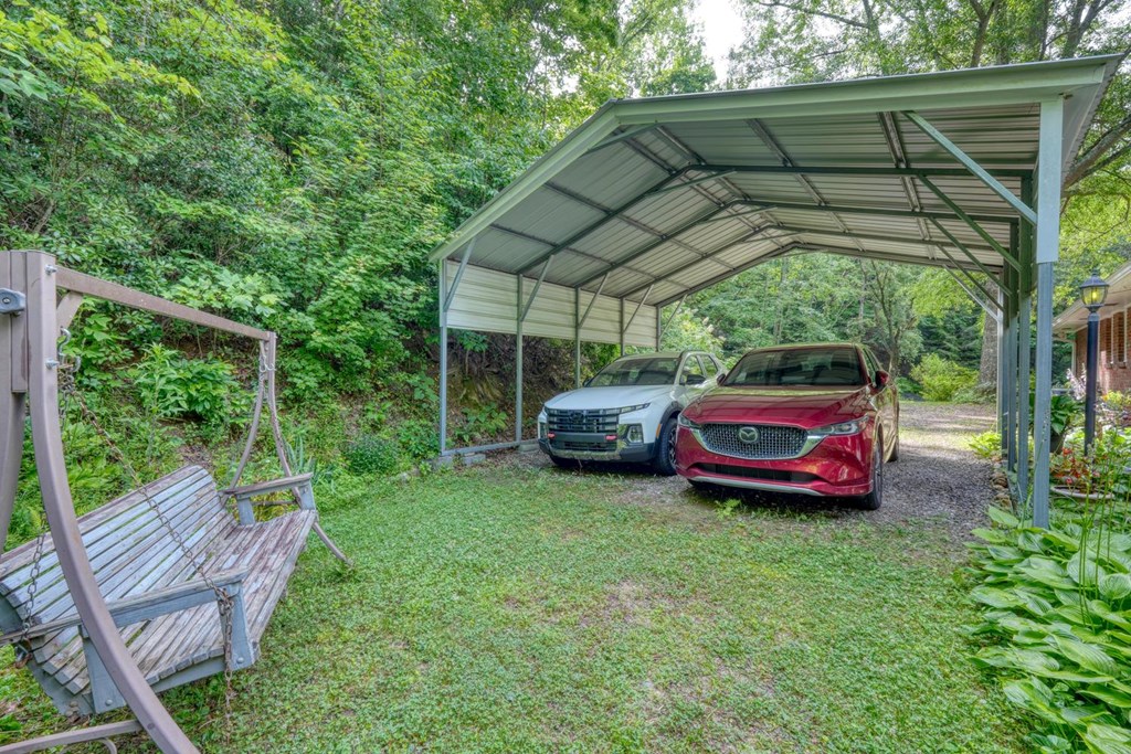 5127 Mineral Springs Road Young Harris, GA 30582 - Photo 38 of 43
