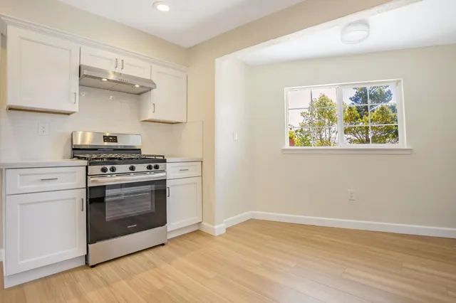 $1,298,999 | 720 Lockhaven Drive, Pacifica, CA 94044