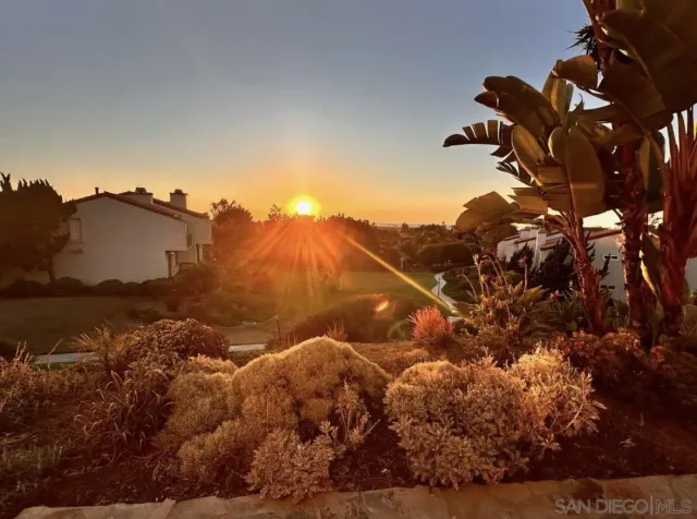 $849,000 | 911 Caminito Madrigal, Unit E, Carlsbad, CA 92011