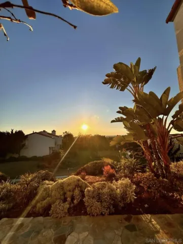 $849,000 | 911 Caminito Madrigal, Unit E, Carlsbad, CA 92011