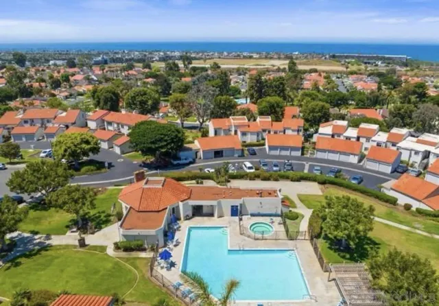 $849,000 | 911 Caminito Madrigal, Unit E, Carlsbad, CA 92011