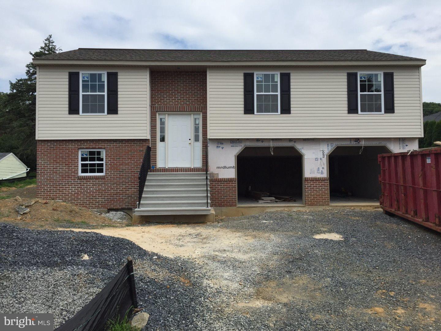 305 Parkside Avenue Reading, PA 19607 - Photo 1 of 1 Gallery Image 1
