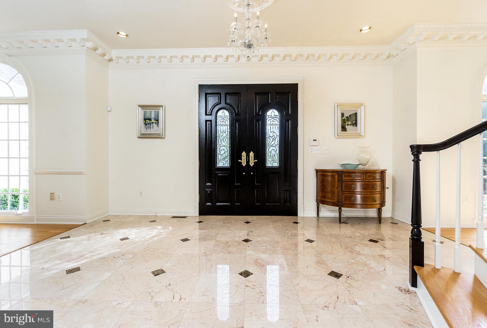 608 Utterback Store Road Great Falls, VA 22066 - Photo 4 of 29 Interior