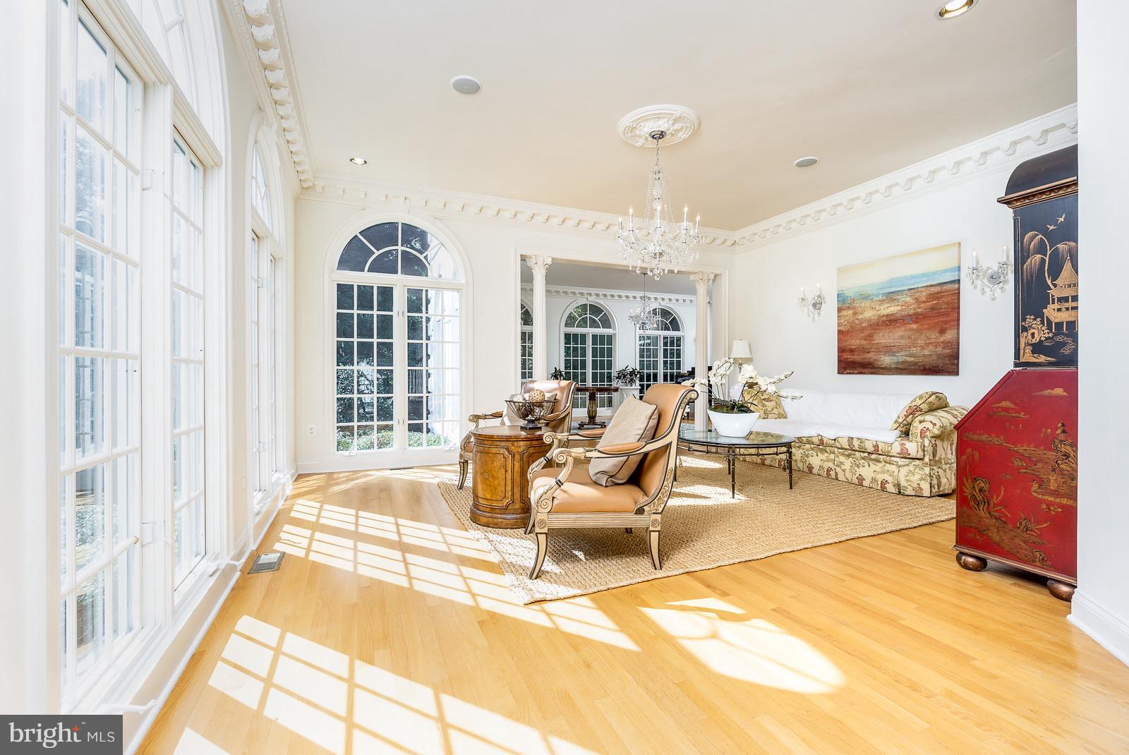 608 Utterback Store Road Great Falls, VA 22066 - Photo 5 of 29 Interior