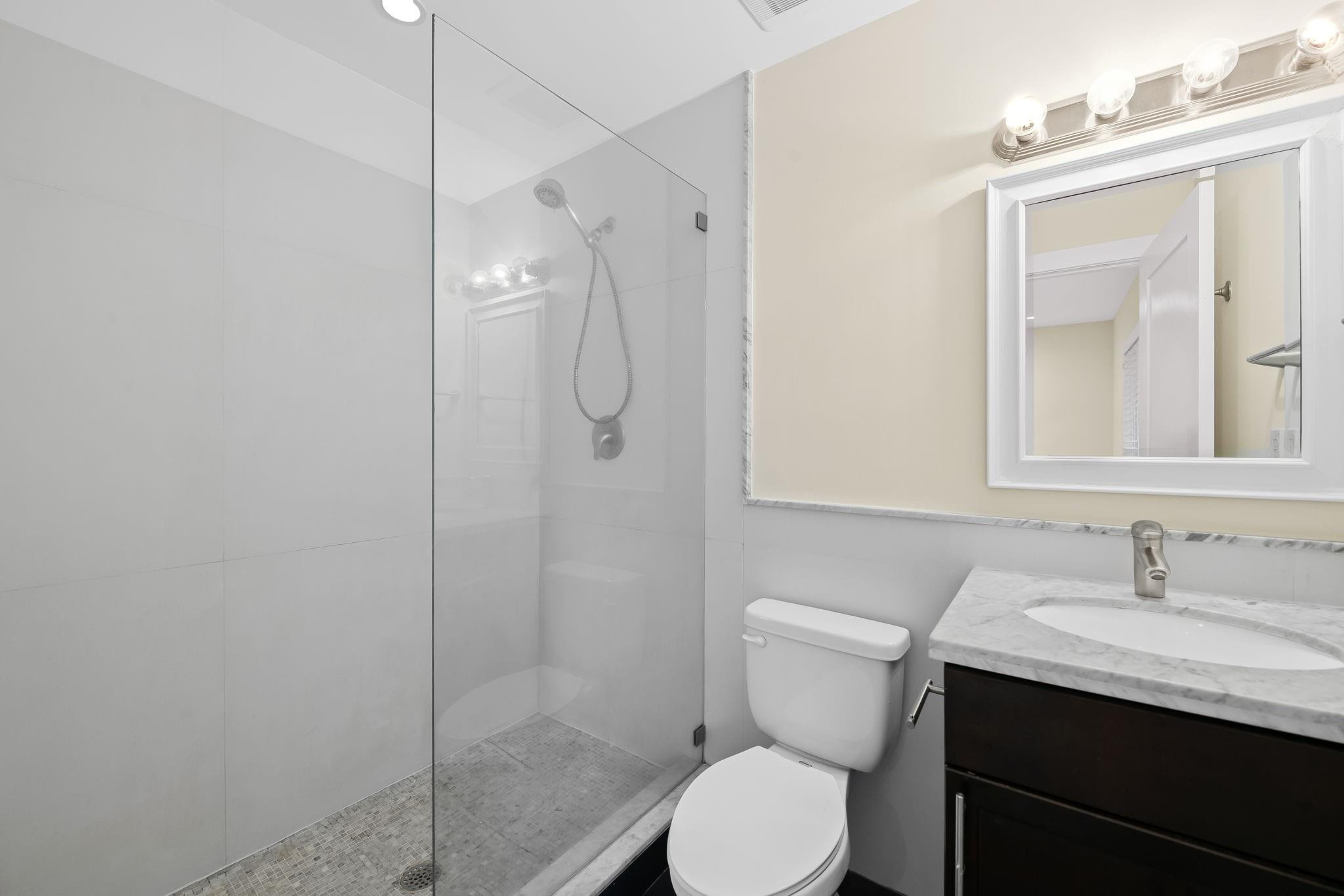 804 North Victoria Park Road Fort Lauderdale, FL 33304 - Photo 14 of 17 Photo 14