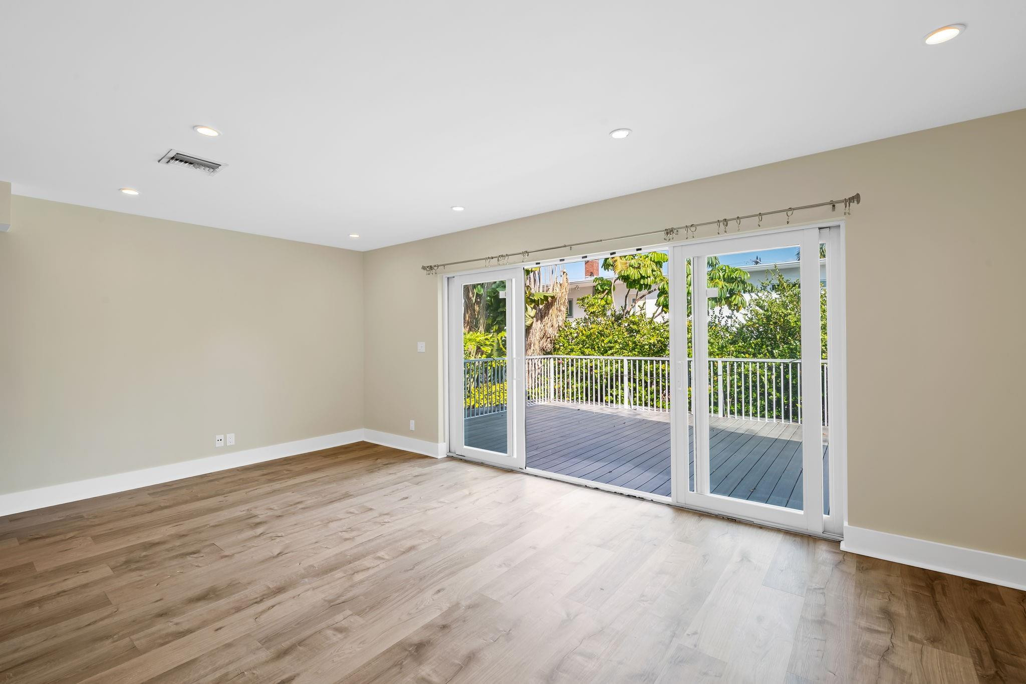 804 North Victoria Park Road Fort Lauderdale, FL 33304 - Photo 2 of 17 Photo 2
