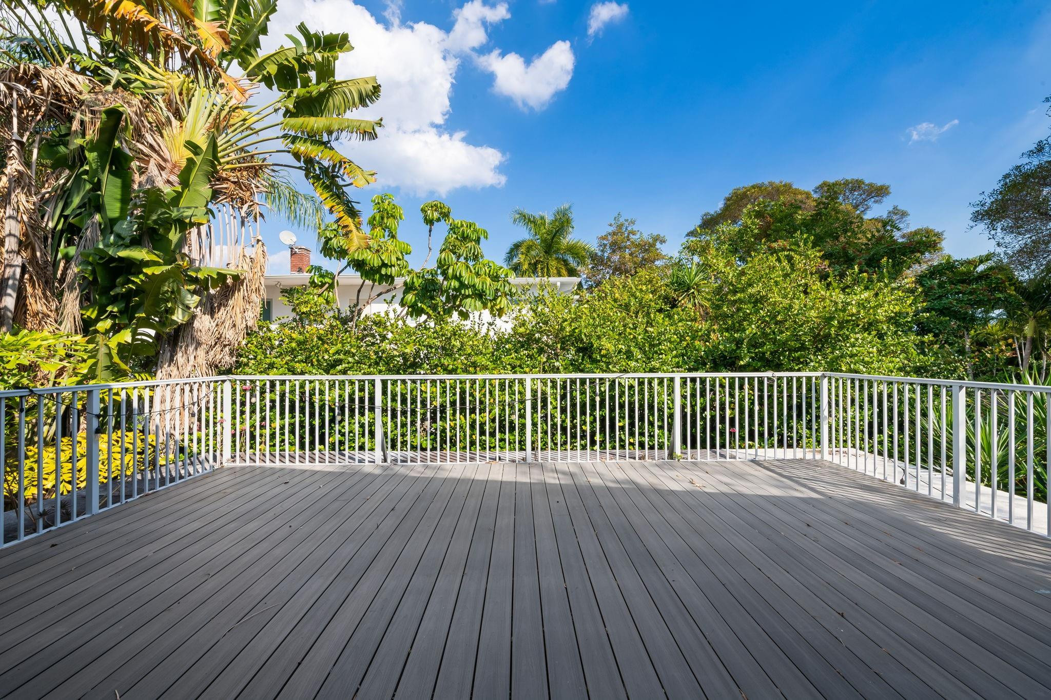 804 North Victoria Park Road Fort Lauderdale, FL 33304 - Photo 3 of 17 Photo 3