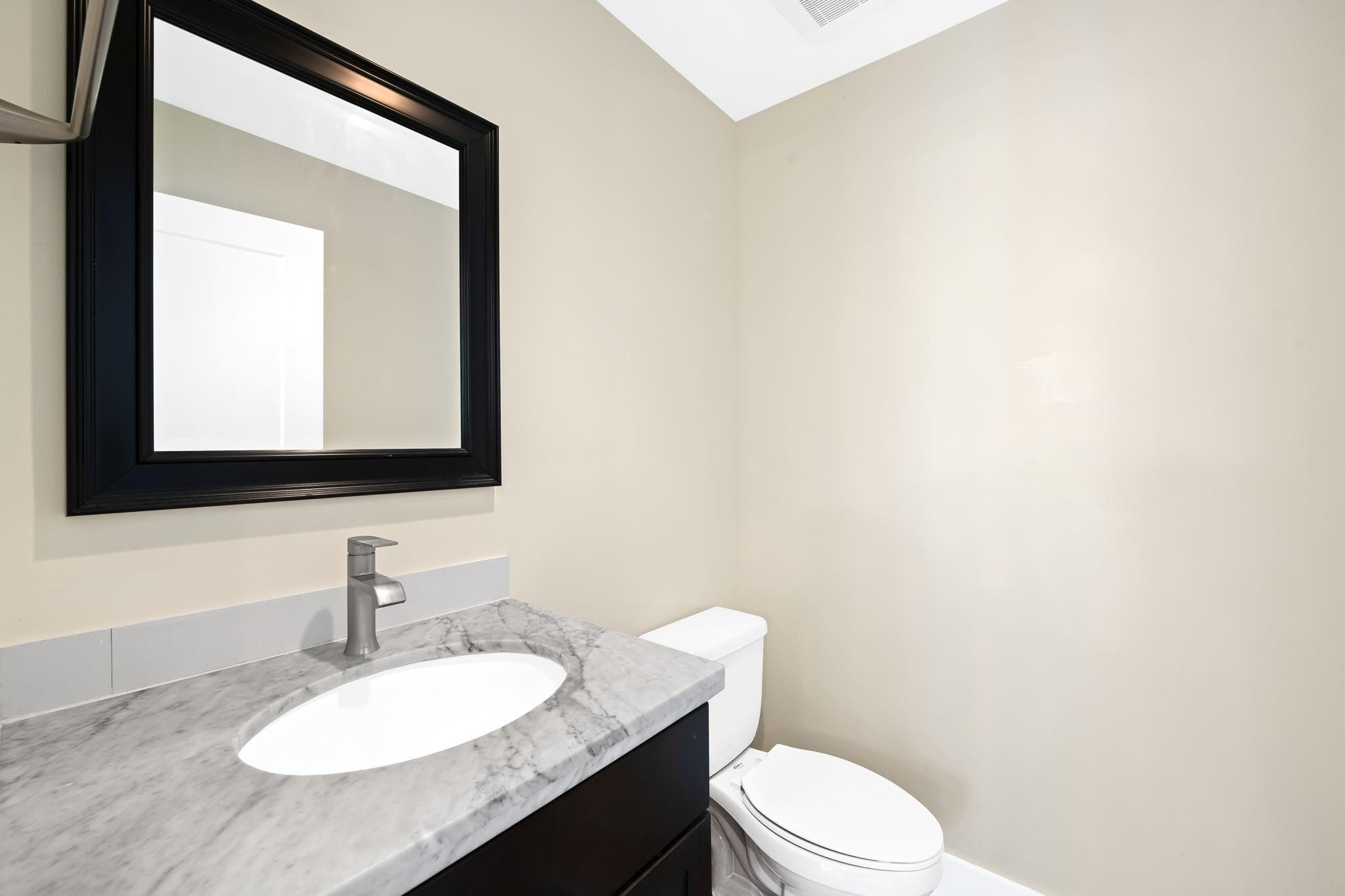 804 North Victoria Park Road Fort Lauderdale, FL 33304 - Photo 8 of 17 Photo 8